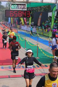 BIB: 42195, 65843
                            <button type="button" onclick="openModal(9514087)" class="btn btn-primary btn-sm float-right btn-popup" data-toggle="modal" data-target=".modal-high-quality">
                        <i class="fas fa-shopping-cart"></i> Add to Cart
                    </button>
                                            <button type="button" onclick="isThisMe(9514087, true)" class="btn btn-success btn-sm float-right btn-popup btn-isme hidden" data-toggle="tooltip" data-placement="bottom" title="นี่คือรูปของคุณใช่ไหม คลิกที่นี่เพื่อเอาเข้าอัลบั้ม">
                        <i class="fas fa-plus"></i> Add to album
                    </button>
                    <button type="button" onclick="isThisMe(9514087, false)" class="btn btn-warning btn-sm float-right btn-popup btn-isnotme hidden">
                        <i class="fas fa-ban"></i> Remove from album
                    </button>