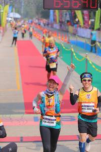 BIB: 40863, 45206
                            <button type="button" onclick="openModal(9513532)" class="btn btn-primary btn-sm float-right btn-popup" data-toggle="modal" data-target=".modal-high-quality">
                        <i class="fas fa-shopping-cart"></i> Add to Cart
                    </button>
                                            <button type="button" onclick="isThisMe(9513532, true)" class="btn btn-success btn-sm float-right btn-popup btn-isme hidden" data-toggle="tooltip" data-placement="bottom" title="นี่คือรูปของคุณใช่ไหม คลิกที่นี่เพื่อเอาเข้าอัลบั้ม">
                        <i class="fas fa-plus"></i> Add to album
                    </button>
                    <button type="button" onclick="isThisMe(9513532, false)" class="btn btn-warning btn-sm float-right btn-popup btn-isnotme hidden">
                        <i class="fas fa-ban"></i> Remove from album
                    </button>