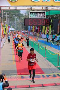 BIB: 42195, 65395
                            <button type="button" onclick="openModal(9512683)" class="btn btn-primary btn-sm float-right btn-popup" data-toggle="modal" data-target=".modal-high-quality">
                        <i class="fas fa-shopping-cart"></i> Add to Cart
                    </button>
                                            <button type="button" onclick="isThisMe(9512683, true)" class="btn btn-success btn-sm float-right btn-popup btn-isme hidden" data-toggle="tooltip" data-placement="bottom" title="นี่คือรูปของคุณใช่ไหม คลิกที่นี่เพื่อเอาเข้าอัลบั้ม">
                        <i class="fas fa-plus"></i> Add to album
                    </button>
                    <button type="button" onclick="isThisMe(9512683, false)" class="btn btn-warning btn-sm float-right btn-popup btn-isnotme hidden">
                        <i class="fas fa-ban"></i> Remove from album
                    </button>