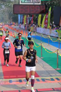 BIB: 63994
                            <button type="button" onclick="openModal(9477988)" class="btn btn-primary btn-sm float-right btn-popup" data-toggle="modal" data-target=".modal-high-quality">
                        <i class="fas fa-shopping-cart"></i> Add to Cart
                    </button>
                                            <button type="button" onclick="isThisMe(9477988, true)" class="btn btn-success btn-sm float-right btn-popup btn-isme hidden" data-toggle="tooltip" data-placement="bottom" title="นี่คือรูปของคุณใช่ไหม คลิกที่นี่เพื่อเอาเข้าอัลบั้ม">
                        <i class="fas fa-plus"></i> Add to album
                    </button>
                    <button type="button" onclick="isThisMe(9477988, false)" class="btn btn-warning btn-sm float-right btn-popup btn-isnotme hidden">
                        <i class="fas fa-ban"></i> Remove from album
                    </button>