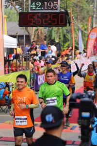 BIB: 42195, 55250, 43012, 48484
                            <button type="button" onclick="openModal(9153816)" class="btn btn-primary btn-sm float-right btn-popup" data-toggle="modal" data-target=".modal-high-quality">
                        <i class="fas fa-shopping-cart"></i> Add to Cart
                    </button>
                                            <button type="button" onclick="isThisMe(9153816, true)" class="btn btn-success btn-sm float-right btn-popup btn-isme hidden" data-toggle="tooltip" data-placement="bottom" title="นี่คือรูปของคุณใช่ไหม คลิกที่นี่เพื่อเอาเข้าอัลบั้ม">
                        <i class="fas fa-plus"></i> Add to album
                    </button>
                    <button type="button" onclick="isThisMe(9153816, false)" class="btn btn-warning btn-sm float-right btn-popup btn-isnotme hidden">
                        <i class="fas fa-ban"></i> Remove from album
                    </button>
