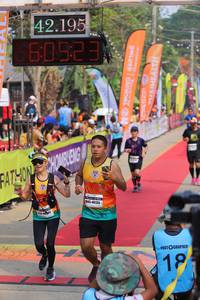 BIB: 42195, 60523, 435, 189
                            <button type="button" onclick="openModal(9331591)" class="btn btn-primary btn-sm float-right btn-popup" data-toggle="modal" data-target=".modal-high-quality">
                        <i class="fas fa-shopping-cart"></i> Add to Cart
                    </button>
                                            <button type="button" onclick="isThisMe(9331591, true)" class="btn btn-success btn-sm float-right btn-popup btn-isme hidden" data-toggle="tooltip" data-placement="bottom" title="นี่คือรูปของคุณใช่ไหม คลิกที่นี่เพื่อเอาเข้าอัลบั้ม">
                        <i class="fas fa-plus"></i> Add to album
                    </button>
                    <button type="button" onclick="isThisMe(9331591, false)" class="btn btn-warning btn-sm float-right btn-popup btn-isnotme hidden">
                        <i class="fas fa-ban"></i> Remove from album
                    </button>
