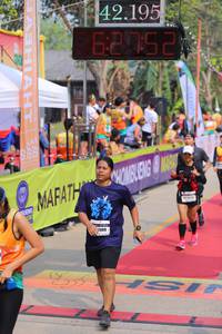 BIB: 42195, 62752, 2609
                            <button type="button" onclick="openModal(9443824)" class="btn btn-primary btn-sm float-right btn-popup" data-toggle="modal" data-target=".modal-high-quality">
                        <i class="fas fa-shopping-cart"></i> Add to Cart
                    </button>
                                            <button type="button" onclick="isThisMe(9443824, true)" class="btn btn-success btn-sm float-right btn-popup btn-isme hidden" data-toggle="tooltip" data-placement="bottom" title="นี่คือรูปของคุณใช่ไหม คลิกที่นี่เพื่อเอาเข้าอัลบั้ม">
                        <i class="fas fa-plus"></i> Add to album
                    </button>
                    <button type="button" onclick="isThisMe(9443824, false)" class="btn btn-warning btn-sm float-right btn-popup btn-isnotme hidden">
                        <i class="fas fa-ban"></i> Remove from album
                    </button>