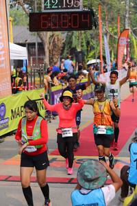 BIB: 42195, 60804, 346994
                            <button type="button" onclick="openModal(9343053)" class="btn btn-primary btn-sm float-right btn-popup" data-toggle="modal" data-target=".modal-high-quality">
                        <i class="fas fa-shopping-cart"></i> Add to Cart
                    </button>
                                            <button type="button" onclick="isThisMe(9343053, true)" class="btn btn-success btn-sm float-right btn-popup btn-isme hidden" data-toggle="tooltip" data-placement="bottom" title="นี่คือรูปของคุณใช่ไหม คลิกที่นี่เพื่อเอาเข้าอัลบั้ม">
                        <i class="fas fa-plus"></i> Add to album
                    </button>
                    <button type="button" onclick="isThisMe(9343053, false)" class="btn btn-warning btn-sm float-right btn-popup btn-isnotme hidden">
                        <i class="fas fa-ban"></i> Remove from album
                    </button>