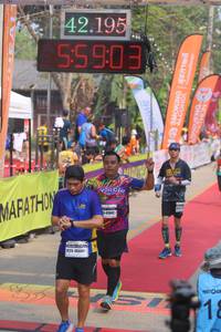 BIB: 42195, 55903, 46601
                            <button type="button" onclick="openModal(9155987)" class="btn btn-primary btn-sm float-right btn-popup" data-toggle="modal" data-target=".modal-high-quality">
                        <i class="fas fa-shopping-cart"></i> Add to Cart
                    </button>
                                            <button type="button" onclick="isThisMe(9155987, true)" class="btn btn-success btn-sm float-right btn-popup btn-isme hidden" data-toggle="tooltip" data-placement="bottom" title="นี่คือรูปของคุณใช่ไหม คลิกที่นี่เพื่อเอาเข้าอัลบั้ม">
                        <i class="fas fa-plus"></i> Add to album
                    </button>
                    <button type="button" onclick="isThisMe(9155987, false)" class="btn btn-warning btn-sm float-right btn-popup btn-isnotme hidden">
                        <i class="fas fa-ban"></i> Remove from album
                    </button>