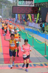 BIB: 42195, 65652, 46824, 41487
                            <button type="button" onclick="openModal(9513328)" class="btn btn-primary btn-sm float-right btn-popup" data-toggle="modal" data-target=".modal-high-quality">
                        <i class="fas fa-shopping-cart"></i> Add to Cart
                    </button>
                                            <button type="button" onclick="isThisMe(9513328, true)" class="btn btn-success btn-sm float-right btn-popup btn-isme hidden" data-toggle="tooltip" data-placement="bottom" title="นี่คือรูปของคุณใช่ไหม คลิกที่นี่เพื่อเอาเข้าอัลบั้ม">
                        <i class="fas fa-plus"></i> Add to album
                    </button>
                    <button type="button" onclick="isThisMe(9513328, false)" class="btn btn-warning btn-sm float-right btn-popup btn-isnotme hidden">
                        <i class="fas fa-ban"></i> Remove from album
                    </button>