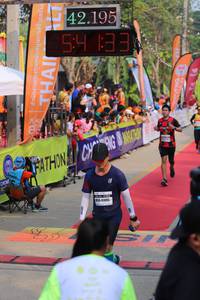 BIB: 42195, 133, 41495
                            <button type="button" onclick="openModal(9145350)" class="btn btn-primary btn-sm float-right btn-popup" data-toggle="modal" data-target=".modal-high-quality">
                        <i class="fas fa-shopping-cart"></i> Add to Cart
                    </button>
                                            <button type="button" onclick="isThisMe(9145350, true)" class="btn btn-success btn-sm float-right btn-popup btn-isme hidden" data-toggle="tooltip" data-placement="bottom" title="นี่คือรูปของคุณใช่ไหม คลิกที่นี่เพื่อเอาเข้าอัลบั้ม">
                        <i class="fas fa-plus"></i> Add to album
                    </button>
                    <button type="button" onclick="isThisMe(9145350, false)" class="btn btn-warning btn-sm float-right btn-popup btn-isnotme hidden">
                        <i class="fas fa-ban"></i> Remove from album
                    </button>