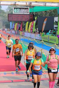 BIB: 42195, 40478
                            <button type="button" onclick="openModal(9467422)" class="btn btn-primary btn-sm float-right btn-popup" data-toggle="modal" data-target=".modal-high-quality">
                        <i class="fas fa-shopping-cart"></i> Add to Cart
                    </button>
                                            <button type="button" onclick="isThisMe(9467422, true)" class="btn btn-success btn-sm float-right btn-popup btn-isme hidden" data-toggle="tooltip" data-placement="bottom" title="นี่คือรูปของคุณใช่ไหม คลิกที่นี่เพื่อเอาเข้าอัลบั้ม">
                        <i class="fas fa-plus"></i> Add to album
                    </button>
                    <button type="button" onclick="isThisMe(9467422, false)" class="btn btn-warning btn-sm float-right btn-popup btn-isnotme hidden">
                        <i class="fas fa-ban"></i> Remove from album
                    </button>