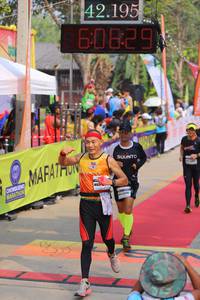 BIB: 42195, 60829
                            <button type="button" onclick="openModal(9335530)" class="btn btn-primary btn-sm float-right btn-popup" data-toggle="modal" data-target=".modal-high-quality">
                        <i class="fas fa-shopping-cart"></i> Add to Cart
                    </button>
                                            <button type="button" onclick="isThisMe(9335530, true)" class="btn btn-success btn-sm float-right btn-popup btn-isme hidden" data-toggle="tooltip" data-placement="bottom" title="นี่คือรูปของคุณใช่ไหม คลิกที่นี่เพื่อเอาเข้าอัลบั้ม">
                        <i class="fas fa-plus"></i> Add to album
                    </button>
                    <button type="button" onclick="isThisMe(9335530, false)" class="btn btn-warning btn-sm float-right btn-popup btn-isnotme hidden">
                        <i class="fas fa-ban"></i> Remove from album
                    </button>