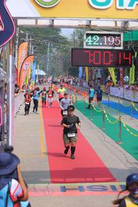 BIB: 42195, 700
                            <button type="button" onclick="openModal(9514412)" class="btn btn-primary btn-sm float-right btn-popup" data-toggle="modal" data-target=".modal-high-quality">
                        <i class="fas fa-shopping-cart"></i> Add to Cart
                    </button>
                                            <button type="button" onclick="isThisMe(9514412, true)" class="btn btn-success btn-sm float-right btn-popup btn-isme hidden" data-toggle="tooltip" data-placement="bottom" title="นี่คือรูปของคุณใช่ไหม คลิกที่นี่เพื่อเอาเข้าอัลบั้ม">
                        <i class="fas fa-plus"></i> Add to album
                    </button>
                    <button type="button" onclick="isThisMe(9514412, false)" class="btn btn-warning btn-sm float-right btn-popup btn-isnotme hidden">
                        <i class="fas fa-ban"></i> Remove from album
                    </button>