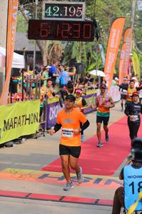 BIB: 42195, 61230
                            <button type="button" onclick="openModal(9356539)" class="btn btn-primary btn-sm float-right btn-popup" data-toggle="modal" data-target=".modal-high-quality">
                        <i class="fas fa-shopping-cart"></i> Add to Cart
                    </button>
                                            <button type="button" onclick="isThisMe(9356539, true)" class="btn btn-success btn-sm float-right btn-popup btn-isme hidden" data-toggle="tooltip" data-placement="bottom" title="นี่คือรูปของคุณใช่ไหม คลิกที่นี่เพื่อเอาเข้าอัลบั้ม">
                        <i class="fas fa-plus"></i> Add to album
                    </button>
                    <button type="button" onclick="isThisMe(9356539, false)" class="btn btn-warning btn-sm float-right btn-popup btn-isnotme hidden">
                        <i class="fas fa-ban"></i> Remove from album
                    </button>