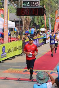 BIB: 42195, 6000
                            <button type="button" onclick="openModal(9338337)" class="btn btn-primary btn-sm float-right btn-popup" data-toggle="modal" data-target=".modal-high-quality">
                        <i class="fas fa-shopping-cart"></i> Add to Cart
                    </button>
                                            <button type="button" onclick="isThisMe(9338337, true)" class="btn btn-success btn-sm float-right btn-popup btn-isme hidden" data-toggle="tooltip" data-placement="bottom" title="นี่คือรูปของคุณใช่ไหม คลิกที่นี่เพื่อเอาเข้าอัลบั้ม">
                        <i class="fas fa-plus"></i> Add to album
                    </button>
                    <button type="button" onclick="isThisMe(9338337, false)" class="btn btn-warning btn-sm float-right btn-popup btn-isnotme hidden">
                        <i class="fas fa-ban"></i> Remove from album
                    </button>