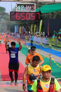 BIB: 42195, 65057
                            <button type="button" onclick="openModal(9492114)" class="btn btn-primary btn-sm float-right btn-popup" data-toggle="modal" data-target=".modal-high-quality">
                        <i class="fas fa-shopping-cart"></i> Add to Cart
                    </button>
                                            <button type="button" onclick="isThisMe(9492114, true)" class="btn btn-success btn-sm float-right btn-popup btn-isme hidden" data-toggle="tooltip" data-placement="bottom" title="นี่คือรูปของคุณใช่ไหม คลิกที่นี่เพื่อเอาเข้าอัลบั้ม">
                        <i class="fas fa-plus"></i> Add to album
                    </button>
                    <button type="button" onclick="isThisMe(9492114, false)" class="btn btn-warning btn-sm float-right btn-popup btn-isnotme hidden">
                        <i class="fas fa-ban"></i> Remove from album
                    </button>