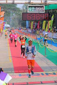 BIB: 42195, 63840
                            <button type="button" onclick="openModal(9475676)" class="btn btn-primary btn-sm float-right btn-popup" data-toggle="modal" data-target=".modal-high-quality">
                        <i class="fas fa-shopping-cart"></i> Add to Cart
                    </button>
                                            <button type="button" onclick="isThisMe(9475676, true)" class="btn btn-success btn-sm float-right btn-popup btn-isme hidden" data-toggle="tooltip" data-placement="bottom" title="นี่คือรูปของคุณใช่ไหม คลิกที่นี่เพื่อเอาเข้าอัลบั้ม">
                        <i class="fas fa-plus"></i> Add to album
                    </button>
                    <button type="button" onclick="isThisMe(9475676, false)" class="btn btn-warning btn-sm float-right btn-popup btn-isnotme hidden">
                        <i class="fas fa-ban"></i> Remove from album
                    </button>