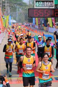 BIB: 42195, 65512, 40780, 45938
                            <button type="button" onclick="openModal(9513065)" class="btn btn-primary btn-sm float-right btn-popup" data-toggle="modal" data-target=".modal-high-quality">
                        <i class="fas fa-shopping-cart"></i> Add to Cart
                    </button>
                                            <button type="button" onclick="isThisMe(9513065, true)" class="btn btn-success btn-sm float-right btn-popup btn-isme hidden" data-toggle="tooltip" data-placement="bottom" title="นี่คือรูปของคุณใช่ไหม คลิกที่นี่เพื่อเอาเข้าอัลบั้ม">
                        <i class="fas fa-plus"></i> Add to album
                    </button>
                    <button type="button" onclick="isThisMe(9513065, false)" class="btn btn-warning btn-sm float-right btn-popup btn-isnotme hidden">
                        <i class="fas fa-ban"></i> Remove from album
                    </button>