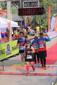 BIB: 42195, 63054
                            <button type="button" onclick="openModal(9463576)" class="btn btn-primary btn-sm float-right btn-popup" data-toggle="modal" data-target=".modal-high-quality">
                        <i class="fas fa-shopping-cart"></i> Add to Cart
                    </button>
                                            <button type="button" onclick="isThisMe(9463576, true)" class="btn btn-success btn-sm float-right btn-popup btn-isme hidden" data-toggle="tooltip" data-placement="bottom" title="นี่คือรูปของคุณใช่ไหม คลิกที่นี่เพื่อเอาเข้าอัลบั้ม">
                        <i class="fas fa-plus"></i> Add to album
                    </button>
                    <button type="button" onclick="isThisMe(9463576, false)" class="btn btn-warning btn-sm float-right btn-popup btn-isnotme hidden">
                        <i class="fas fa-ban"></i> Remove from album
                    </button>