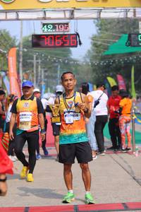 BIB: 42195, 70656
                            <button type="button" onclick="openModal(9514552)" class="btn btn-primary btn-sm float-right btn-popup" data-toggle="modal" data-target=".modal-high-quality">
                        <i class="fas fa-shopping-cart"></i> Add to Cart
                    </button>
                                            <button type="button" onclick="isThisMe(9514552, true)" class="btn btn-success btn-sm float-right btn-popup btn-isme hidden" data-toggle="tooltip" data-placement="bottom" title="นี่คือรูปของคุณใช่ไหม คลิกที่นี่เพื่อเอาเข้าอัลบั้ม">
                        <i class="fas fa-plus"></i> Add to album
                    </button>
                    <button type="button" onclick="isThisMe(9514552, false)" class="btn btn-warning btn-sm float-right btn-popup btn-isnotme hidden">
                        <i class="fas fa-ban"></i> Remove from album
                    </button>