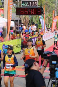 BIB: 42195, 55403, 405
                            <button type="button" onclick="openModal(9154775)" class="btn btn-primary btn-sm float-right btn-popup" data-toggle="modal" data-target=".modal-high-quality">
                        <i class="fas fa-shopping-cart"></i> Add to Cart
                    </button>
                                            <button type="button" onclick="isThisMe(9154775, true)" class="btn btn-success btn-sm float-right btn-popup btn-isme hidden" data-toggle="tooltip" data-placement="bottom" title="นี่คือรูปของคุณใช่ไหม คลิกที่นี่เพื่อเอาเข้าอัลบั้ม">
                        <i class="fas fa-plus"></i> Add to album
                    </button>
                    <button type="button" onclick="isThisMe(9154775, false)" class="btn btn-warning btn-sm float-right btn-popup btn-isnotme hidden">
                        <i class="fas fa-ban"></i> Remove from album
                    </button>
