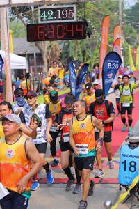 BIB: 42195, 63044, 630, 4427
                            <button type="button" onclick="openModal(9462339)" class="btn btn-primary btn-sm float-right btn-popup" data-toggle="modal" data-target=".modal-high-quality">
                        <i class="fas fa-shopping-cart"></i> Add to Cart
                    </button>
                                            <button type="button" onclick="isThisMe(9462339, true)" class="btn btn-success btn-sm float-right btn-popup btn-isme hidden" data-toggle="tooltip" data-placement="bottom" title="นี่คือรูปของคุณใช่ไหม คลิกที่นี่เพื่อเอาเข้าอัลบั้ม">
                        <i class="fas fa-plus"></i> Add to album
                    </button>
                    <button type="button" onclick="isThisMe(9462339, false)" class="btn btn-warning btn-sm float-right btn-popup btn-isnotme hidden">
                        <i class="fas fa-ban"></i> Remove from album
                    </button>