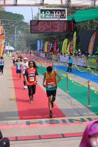 BIB: 42195, 649
                            <button type="button" onclick="openModal(9489525)" class="btn btn-primary btn-sm float-right btn-popup" data-toggle="modal" data-target=".modal-high-quality">
                        <i class="fas fa-shopping-cart"></i> Add to Cart
                    </button>
                                            <button type="button" onclick="isThisMe(9489525, true)" class="btn btn-success btn-sm float-right btn-popup btn-isme hidden" data-toggle="tooltip" data-placement="bottom" title="นี่คือรูปของคุณใช่ไหม คลิกที่นี่เพื่อเอาเข้าอัลบั้ม">
                        <i class="fas fa-plus"></i> Add to album
                    </button>
                    <button type="button" onclick="isThisMe(9489525, false)" class="btn btn-warning btn-sm float-right btn-popup btn-isnotme hidden">
                        <i class="fas fa-ban"></i> Remove from album
                    </button>