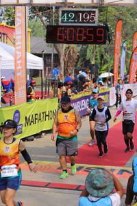 BIB: 42195, 60859, 47512
                            <button type="button" onclick="openModal(9344244)" class="btn btn-primary btn-sm float-right btn-popup" data-toggle="modal" data-target=".modal-high-quality">
                        <i class="fas fa-shopping-cart"></i> Add to Cart
                    </button>
                                            <button type="button" onclick="isThisMe(9344244, true)" class="btn btn-success btn-sm float-right btn-popup btn-isme hidden" data-toggle="tooltip" data-placement="bottom" title="นี่คือรูปของคุณใช่ไหม คลิกที่นี่เพื่อเอาเข้าอัลบั้ม">
                        <i class="fas fa-plus"></i> Add to album
                    </button>
                    <button type="button" onclick="isThisMe(9344244, false)" class="btn btn-warning btn-sm float-right btn-popup btn-isnotme hidden">
                        <i class="fas fa-ban"></i> Remove from album
                    </button>