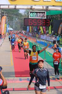 BIB: 42195, 65933, 145
                            <button type="button" onclick="openModal(9514271)" class="btn btn-primary btn-sm float-right btn-popup" data-toggle="modal" data-target=".modal-high-quality">
                        <i class="fas fa-shopping-cart"></i> Add to Cart
                    </button>
                                            <button type="button" onclick="isThisMe(9514271, true)" class="btn btn-success btn-sm float-right btn-popup btn-isme hidden" data-toggle="tooltip" data-placement="bottom" title="นี่คือรูปของคุณใช่ไหม คลิกที่นี่เพื่อเอาเข้าอัลบั้ม">
                        <i class="fas fa-plus"></i> Add to album
                    </button>
                    <button type="button" onclick="isThisMe(9514271, false)" class="btn btn-warning btn-sm float-right btn-popup btn-isnotme hidden">
                        <i class="fas fa-ban"></i> Remove from album
                    </button>