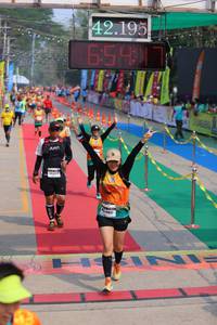 BIB: 42195
                            <button type="button" onclick="openModal(9512824)" class="btn btn-primary btn-sm float-right btn-popup" data-toggle="modal" data-target=".modal-high-quality">
                        <i class="fas fa-shopping-cart"></i> Add to Cart
                    </button>
                                            <button type="button" onclick="isThisMe(9512824, true)" class="btn btn-success btn-sm float-right btn-popup btn-isme hidden" data-toggle="tooltip" data-placement="bottom" title="นี่คือรูปของคุณใช่ไหม คลิกที่นี่เพื่อเอาเข้าอัลบั้ม">
                        <i class="fas fa-plus"></i> Add to album
                    </button>
                    <button type="button" onclick="isThisMe(9512824, false)" class="btn btn-warning btn-sm float-right btn-popup btn-isnotme hidden">
                        <i class="fas fa-ban"></i> Remove from album
                    </button>