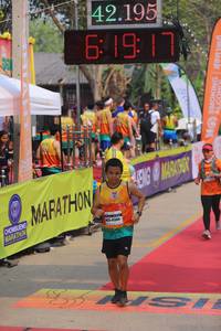 BIB: 42195, 619
                            <button type="button" onclick="openModal(9427325)" class="btn btn-primary btn-sm float-right btn-popup" data-toggle="modal" data-target=".modal-high-quality">
                        <i class="fas fa-shopping-cart"></i> Add to Cart
                    </button>
                                            <button type="button" onclick="isThisMe(9427325, true)" class="btn btn-success btn-sm float-right btn-popup btn-isme hidden" data-toggle="tooltip" data-placement="bottom" title="นี่คือรูปของคุณใช่ไหม คลิกที่นี่เพื่อเอาเข้าอัลบั้ม">
                        <i class="fas fa-plus"></i> Add to album
                    </button>
                    <button type="button" onclick="isThisMe(9427325, false)" class="btn btn-warning btn-sm float-right btn-popup btn-isnotme hidden">
                        <i class="fas fa-ban"></i> Remove from album
                    </button>