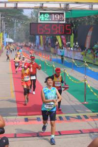 BIB: 42195, 65905
                            <button type="button" onclick="openModal(9514132)" class="btn btn-primary btn-sm float-right btn-popup" data-toggle="modal" data-target=".modal-high-quality">
                        <i class="fas fa-shopping-cart"></i> Add to Cart
                    </button>
                                            <button type="button" onclick="isThisMe(9514132, true)" class="btn btn-success btn-sm float-right btn-popup btn-isme hidden" data-toggle="tooltip" data-placement="bottom" title="นี่คือรูปของคุณใช่ไหม คลิกที่นี่เพื่อเอาเข้าอัลบั้ม">
                        <i class="fas fa-plus"></i> Add to album
                    </button>
                    <button type="button" onclick="isThisMe(9514132, false)" class="btn btn-warning btn-sm float-right btn-popup btn-isnotme hidden">
                        <i class="fas fa-ban"></i> Remove from album
                    </button>