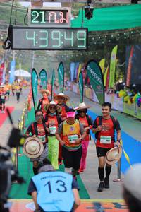 BIB: 43949, 
                            <button type="button" onclick="openModal(9348867)" class="btn btn-primary btn-sm float-right btn-popup" data-toggle="modal" data-target=".modal-high-quality">
                        <i class="fas fa-shopping-cart"></i> Add to Cart
                    </button>
                                            <button type="button" onclick="isThisMe(9348867, true)" class="btn btn-success btn-sm float-right btn-popup btn-isme hidden" data-toggle="tooltip" data-placement="bottom" title="นี่คือรูปของคุณใช่ไหม คลิกที่นี่เพื่อเอาเข้าอัลบั้ม">
                        <i class="fas fa-plus"></i> Add to album
                    </button>
                    <button type="button" onclick="isThisMe(9348867, false)" class="btn btn-warning btn-sm float-right btn-popup btn-isnotme hidden">
                        <i class="fas fa-ban"></i> Remove from album
                    </button>