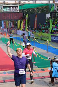 BIB: 42195, 45329
                            <button type="button" onclick="openModal(9479140)" class="btn btn-primary btn-sm float-right btn-popup" data-toggle="modal" data-target=".modal-high-quality">
                        <i class="fas fa-shopping-cart"></i> Add to Cart
                    </button>
                                            <button type="button" onclick="isThisMe(9479140, true)" class="btn btn-success btn-sm float-right btn-popup btn-isme hidden" data-toggle="tooltip" data-placement="bottom" title="นี่คือรูปของคุณใช่ไหม คลิกที่นี่เพื่อเอาเข้าอัลบั้ม">
                        <i class="fas fa-plus"></i> Add to album
                    </button>
                    <button type="button" onclick="isThisMe(9479140, false)" class="btn btn-warning btn-sm float-right btn-popup btn-isnotme hidden">
                        <i class="fas fa-ban"></i> Remove from album
                    </button>