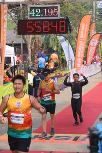 BIB: 42195, 55848, 43057
                            <button type="button" onclick="openModal(9155795)" class="btn btn-primary btn-sm float-right btn-popup" data-toggle="modal" data-target=".modal-high-quality">
                        <i class="fas fa-shopping-cart"></i> Add to Cart
                    </button>
                                            <button type="button" onclick="isThisMe(9155795, true)" class="btn btn-success btn-sm float-right btn-popup btn-isme hidden" data-toggle="tooltip" data-placement="bottom" title="นี่คือรูปของคุณใช่ไหม คลิกที่นี่เพื่อเอาเข้าอัลบั้ม">
                        <i class="fas fa-plus"></i> Add to album
                    </button>
                    <button type="button" onclick="isThisMe(9155795, false)" class="btn btn-warning btn-sm float-right btn-popup btn-isnotme hidden">
                        <i class="fas fa-ban"></i> Remove from album
                    </button>