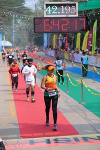 BIB: 42195
                            <button type="button" onclick="openModal(9482610)" class="btn btn-primary btn-sm float-right btn-popup" data-toggle="modal" data-target=".modal-high-quality">
                        <i class="fas fa-shopping-cart"></i> Add to Cart
                    </button>
                                            <button type="button" onclick="isThisMe(9482610, true)" class="btn btn-success btn-sm float-right btn-popup btn-isme hidden" data-toggle="tooltip" data-placement="bottom" title="นี่คือรูปของคุณใช่ไหม คลิกที่นี่เพื่อเอาเข้าอัลบั้ม">
                        <i class="fas fa-plus"></i> Add to album
                    </button>
                    <button type="button" onclick="isThisMe(9482610, false)" class="btn btn-warning btn-sm float-right btn-popup btn-isnotme hidden">
                        <i class="fas fa-ban"></i> Remove from album
                    </button>