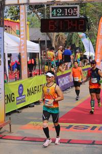 BIB: 42195, 1742
                            <button type="button" onclick="openModal(9424553)" class="btn btn-primary btn-sm float-right btn-popup" data-toggle="modal" data-target=".modal-high-quality">
                        <i class="fas fa-shopping-cart"></i> Add to Cart
                    </button>
                                            <button type="button" onclick="isThisMe(9424553, true)" class="btn btn-success btn-sm float-right btn-popup btn-isme hidden" data-toggle="tooltip" data-placement="bottom" title="นี่คือรูปของคุณใช่ไหม คลิกที่นี่เพื่อเอาเข้าอัลบั้ม">
                        <i class="fas fa-plus"></i> Add to album
                    </button>
                    <button type="button" onclick="isThisMe(9424553, false)" class="btn btn-warning btn-sm float-right btn-popup btn-isnotme hidden">
                        <i class="fas fa-ban"></i> Remove from album
                    </button>