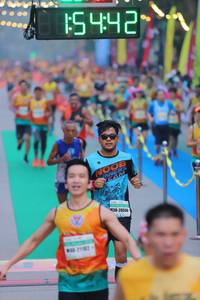 BIB: 26558
                            <button type="button" onclick="openModal(8906658)" class="btn btn-primary btn-sm float-right btn-popup" data-toggle="modal" data-target=".modal-high-quality">
                        <i class="fas fa-shopping-cart"></i> Add to Cart
                    </button>
                                            <button type="button" onclick="isThisMe(8906658, true)" class="btn btn-success btn-sm float-right btn-popup btn-isme hidden" data-toggle="tooltip" data-placement="bottom" title="นี่คือรูปของคุณใช่ไหม คลิกที่นี่เพื่อเอาเข้าอัลบั้ม">
                        <i class="fas fa-plus"></i> Add to album
                    </button>
                    <button type="button" onclick="isThisMe(8906658, false)" class="btn btn-warning btn-sm float-right btn-popup btn-isnotme hidden">
                        <i class="fas fa-ban"></i> Remove from album
                    </button>
