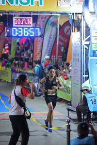 BIB: 1008, 03657
                            <button type="button" onclick="openModal(8829811)" class="btn btn-primary btn-sm float-right btn-popup" data-toggle="modal" data-target=".modal-high-quality">
                        <i class="fas fa-shopping-cart"></i> Add to Cart
                    </button>
                                            <button type="button" onclick="isThisMe(8829811, true)" class="btn btn-success btn-sm float-right btn-popup btn-isme hidden" data-toggle="tooltip" data-placement="bottom" title="นี่คือรูปของคุณใช่ไหม คลิกที่นี่เพื่อเอาเข้าอัลบั้ม">
                        <i class="fas fa-plus"></i> Add to album
                    </button>
                    <button type="button" onclick="isThisMe(8829811, false)" class="btn btn-warning btn-sm float-right btn-popup btn-isnotme hidden">
                        <i class="fas fa-ban"></i> Remove from album
                    </button>