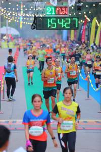 BIB: 211, 5427
                            <button type="button" onclick="openModal(8906477)" class="btn btn-primary btn-sm float-right btn-popup" data-toggle="modal" data-target=".modal-high-quality">
                        <i class="fas fa-shopping-cart"></i> Add to Cart
                    </button>
                                            <button type="button" onclick="isThisMe(8906477, true)" class="btn btn-success btn-sm float-right btn-popup btn-isme hidden" data-toggle="tooltip" data-placement="bottom" title="นี่คือรูปของคุณใช่ไหม คลิกที่นี่เพื่อเอาเข้าอัลบั้ม">
                        <i class="fas fa-plus"></i> Add to album
                    </button>
                    <button type="button" onclick="isThisMe(8906477, false)" class="btn btn-warning btn-sm float-right btn-popup btn-isnotme hidden">
                        <i class="fas fa-ban"></i> Remove from album
                    </button>