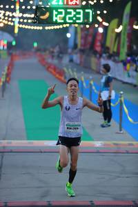 BIB: 12237, 2764
                            <button type="button" onclick="openModal(8859661)" class="btn btn-primary btn-sm float-right btn-popup" data-toggle="modal" data-target=".modal-high-quality">
                        <i class="fas fa-shopping-cart"></i> Add to Cart
                    </button>
                                            <button type="button" onclick="isThisMe(8859661, true)" class="btn btn-success btn-sm float-right btn-popup btn-isme hidden" data-toggle="tooltip" data-placement="bottom" title="นี่คือรูปของคุณใช่ไหม คลิกที่นี่เพื่อเอาเข้าอัลบั้ม">
                        <i class="fas fa-plus"></i> Add to album
                    </button>
                    <button type="button" onclick="isThisMe(8859661, false)" class="btn btn-warning btn-sm float-right btn-popup btn-isnotme hidden">
                        <i class="fas fa-ban"></i> Remove from album
                    </button>