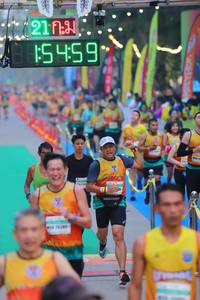 BIB: 5459, 26380
                            <button type="button" onclick="openModal(8907177)" class="btn btn-primary btn-sm float-right btn-popup" data-toggle="modal" data-target=".modal-high-quality">
                        <i class="fas fa-shopping-cart"></i> Add to Cart
                    </button>
                                            <button type="button" onclick="isThisMe(8907177, true)" class="btn btn-success btn-sm float-right btn-popup btn-isme hidden" data-toggle="tooltip" data-placement="bottom" title="นี่คือรูปของคุณใช่ไหม คลิกที่นี่เพื่อเอาเข้าอัลบั้ม">
                        <i class="fas fa-plus"></i> Add to album
                    </button>
                    <button type="button" onclick="isThisMe(8907177, false)" class="btn btn-warning btn-sm float-right btn-popup btn-isnotme hidden">
                        <i class="fas fa-ban"></i> Remove from album
                    </button>