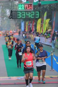 BIB: 33423, 21346, 26121, 
                            <button type="button" onclick="openModal(8191752)" class="btn btn-primary btn-sm float-right btn-popup" data-toggle="modal" data-target=".modal-high-quality">
                        <i class="fas fa-shopping-cart"></i> Add to Cart
                    </button>
                                            <button type="button" onclick="isThisMe(8191752, true)" class="btn btn-success btn-sm float-right btn-popup btn-isme hidden" data-toggle="tooltip" data-placement="bottom" title="นี่คือรูปของคุณใช่ไหม คลิกที่นี่เพื่อเอาเข้าอัลบั้ม">
                        <i class="fas fa-plus"></i> Add to album
                    </button>
                    <button type="button" onclick="isThisMe(8191752, false)" class="btn btn-warning btn-sm float-right btn-popup btn-isnotme hidden">
                        <i class="fas fa-ban"></i> Remove from album
                    </button>