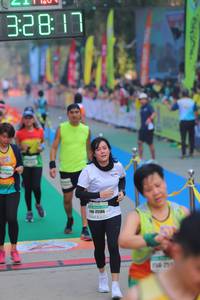 BIB: 32817, 25186
                            <button type="button" onclick="openModal(8174101)" class="btn btn-primary btn-sm float-right btn-popup" data-toggle="modal" data-target=".modal-high-quality">
                        <i class="fas fa-shopping-cart"></i> Add to Cart
                    </button>
                                            <button type="button" onclick="isThisMe(8174101, true)" class="btn btn-success btn-sm float-right btn-popup btn-isme hidden" data-toggle="tooltip" data-placement="bottom" title="นี่คือรูปของคุณใช่ไหม คลิกที่นี่เพื่อเอาเข้าอัลบั้ม">
                        <i class="fas fa-plus"></i> Add to album
                    </button>
                    <button type="button" onclick="isThisMe(8174101, false)" class="btn btn-warning btn-sm float-right btn-popup btn-isnotme hidden">
                        <i class="fas fa-ban"></i> Remove from album
                    </button>