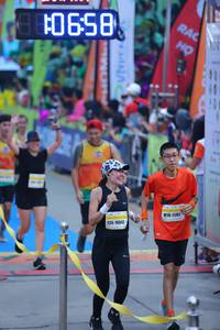 BIB: 0658, 11761, 10042
                            <button type="button" onclick="openModal(8879672)" class="btn btn-primary btn-sm float-right btn-popup" data-toggle="modal" data-target=".modal-high-quality">
                        <i class="fas fa-shopping-cart"></i> Add to Cart
                    </button>
                                            <button type="button" onclick="isThisMe(8879672, true)" class="btn btn-success btn-sm float-right btn-popup btn-isme hidden" data-toggle="tooltip" data-placement="bottom" title="นี่คือรูปของคุณใช่ไหม คลิกที่นี่เพื่อเอาเข้าอัลบั้ม">
                        <i class="fas fa-plus"></i> Add to album
                    </button>
                    <button type="button" onclick="isThisMe(8879672, false)" class="btn btn-warning btn-sm float-right btn-popup btn-isnotme hidden">
                        <i class="fas fa-ban"></i> Remove from album
                    </button>