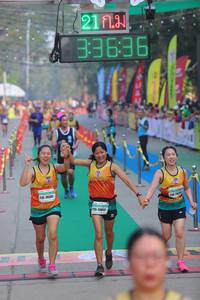 BIB: 33636, 20382, 2682, 
                            <button type="button" onclick="openModal(8204509)" class="btn btn-primary btn-sm float-right btn-popup" data-toggle="modal" data-target=".modal-high-quality">
                        <i class="fas fa-shopping-cart"></i> Add to Cart
                    </button>
                                            <button type="button" onclick="isThisMe(8204509, true)" class="btn btn-success btn-sm float-right btn-popup btn-isme hidden" data-toggle="tooltip" data-placement="bottom" title="นี่คือรูปของคุณใช่ไหม คลิกที่นี่เพื่อเอาเข้าอัลบั้ม">
                        <i class="fas fa-plus"></i> Add to album
                    </button>
                    <button type="button" onclick="isThisMe(8204509, false)" class="btn btn-warning btn-sm float-right btn-popup btn-isnotme hidden">
                        <i class="fas fa-ban"></i> Remove from album
                    </button>