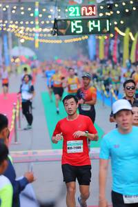 BIB: 21909
                            <button type="button" onclick="openModal(8902835)" class="btn btn-primary btn-sm float-right btn-popup" data-toggle="modal" data-target=".modal-high-quality">
                        <i class="fas fa-shopping-cart"></i> Add to Cart
                    </button>
                                            <button type="button" onclick="isThisMe(8902835, true)" class="btn btn-success btn-sm float-right btn-popup btn-isme hidden" data-toggle="tooltip" data-placement="bottom" title="นี่คือรูปของคุณใช่ไหม คลิกที่นี่เพื่อเอาเข้าอัลบั้ม">
                        <i class="fas fa-plus"></i> Add to album
                    </button>
                    <button type="button" onclick="isThisMe(8902835, false)" class="btn btn-warning btn-sm float-right btn-popup btn-isnotme hidden">
                        <i class="fas fa-ban"></i> Remove from album
                    </button>