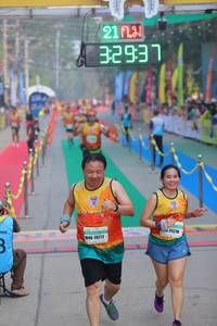 BIB: 32937, 25218, 26172
                            <button type="button" onclick="openModal(8177435)" class="btn btn-primary btn-sm float-right btn-popup" data-toggle="modal" data-target=".modal-high-quality">
                        <i class="fas fa-shopping-cart"></i> Add to Cart
                    </button>
                                            <button type="button" onclick="isThisMe(8177435, true)" class="btn btn-success btn-sm float-right btn-popup btn-isme hidden" data-toggle="tooltip" data-placement="bottom" title="นี่คือรูปของคุณใช่ไหม คลิกที่นี่เพื่อเอาเข้าอัลบั้ม">
                        <i class="fas fa-plus"></i> Add to album
                    </button>
                    <button type="button" onclick="isThisMe(8177435, false)" class="btn btn-warning btn-sm float-right btn-popup btn-isnotme hidden">
                        <i class="fas fa-ban"></i> Remove from album
                    </button>
