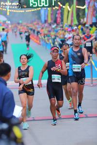 BIB: 21186, 27093
                            <button type="button" onclick="openModal(8899915)" class="btn btn-primary btn-sm float-right btn-popup" data-toggle="modal" data-target=".modal-high-quality">
                        <i class="fas fa-shopping-cart"></i> Add to Cart
                    </button>
                                            <button type="button" onclick="isThisMe(8899915, true)" class="btn btn-success btn-sm float-right btn-popup btn-isme hidden" data-toggle="tooltip" data-placement="bottom" title="นี่คือรูปของคุณใช่ไหม คลิกที่นี่เพื่อเอาเข้าอัลบั้ม">
                        <i class="fas fa-plus"></i> Add to album
                    </button>
                    <button type="button" onclick="isThisMe(8899915, false)" class="btn btn-warning btn-sm float-right btn-popup btn-isnotme hidden">
                        <i class="fas fa-ban"></i> Remove from album
                    </button>