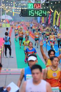 BIB: 5424
                            <button type="button" onclick="openModal(8906333)" class="btn btn-primary btn-sm float-right btn-popup" data-toggle="modal" data-target=".modal-high-quality">
                        <i class="fas fa-shopping-cart"></i> Add to Cart
                    </button>
                                            <button type="button" onclick="isThisMe(8906333, true)" class="btn btn-success btn-sm float-right btn-popup btn-isme hidden" data-toggle="tooltip" data-placement="bottom" title="นี่คือรูปของคุณใช่ไหม คลิกที่นี่เพื่อเอาเข้าอัลบั้ม">
                        <i class="fas fa-plus"></i> Add to album
                    </button>
                    <button type="button" onclick="isThisMe(8906333, false)" class="btn btn-warning btn-sm float-right btn-popup btn-isnotme hidden">
                        <i class="fas fa-ban"></i> Remove from album
                    </button>