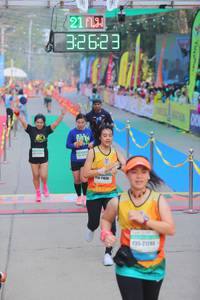 BIB: 32623, 21836, 21286
                            <button type="button" onclick="openModal(8162984)" class="btn btn-primary btn-sm float-right btn-popup" data-toggle="modal" data-target=".modal-high-quality">
                        <i class="fas fa-shopping-cart"></i> Add to Cart
                    </button>
                                            <button type="button" onclick="isThisMe(8162984, true)" class="btn btn-success btn-sm float-right btn-popup btn-isme hidden" data-toggle="tooltip" data-placement="bottom" title="นี่คือรูปของคุณใช่ไหม คลิกที่นี่เพื่อเอาเข้าอัลบั้ม">
                        <i class="fas fa-plus"></i> Add to album
                    </button>
                    <button type="button" onclick="isThisMe(8162984, false)" class="btn btn-warning btn-sm float-right btn-popup btn-isnotme hidden">
                        <i class="fas fa-ban"></i> Remove from album
                    </button>