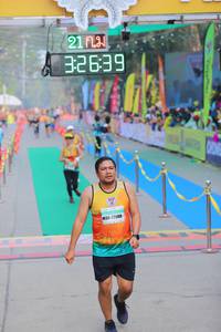 BIB: 32639, 22008
                            <button type="button" onclick="openModal(8163644)" class="btn btn-primary btn-sm float-right btn-popup" data-toggle="modal" data-target=".modal-high-quality">
                        <i class="fas fa-shopping-cart"></i> Add to Cart
                    </button>
                                            <button type="button" onclick="isThisMe(8163644, true)" class="btn btn-success btn-sm float-right btn-popup btn-isme hidden" data-toggle="tooltip" data-placement="bottom" title="นี่คือรูปของคุณใช่ไหม คลิกที่นี่เพื่อเอาเข้าอัลบั้ม">
                        <i class="fas fa-plus"></i> Add to album
                    </button>
                    <button type="button" onclick="isThisMe(8163644, false)" class="btn btn-warning btn-sm float-right btn-popup btn-isnotme hidden">
                        <i class="fas fa-ban"></i> Remove from album
                    </button>