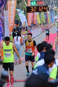 BIB: 42195, 124, 48204
                            <button type="button" onclick="openModal(8902225)" class="btn btn-primary btn-sm float-right btn-popup" data-toggle="modal" data-target=".modal-high-quality">
                        <i class="fas fa-shopping-cart"></i> Add to Cart
                    </button>
                                            <button type="button" onclick="isThisMe(8902225, true)" class="btn btn-success btn-sm float-right btn-popup btn-isme hidden" data-toggle="tooltip" data-placement="bottom" title="นี่คือรูปของคุณใช่ไหม คลิกที่นี่เพื่อเอาเข้าอัลบั้ม">
                        <i class="fas fa-plus"></i> Add to album
                    </button>
                    <button type="button" onclick="isThisMe(8902225, false)" class="btn btn-warning btn-sm float-right btn-popup btn-isnotme hidden">
                        <i class="fas fa-ban"></i> Remove from album
                    </button>
